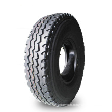 Pneus de camion radial de poids lourd OTR 10.00R20 Double Road Tire 12.00R24 Le poids d&#39;un pneu de camion de 11,00-20